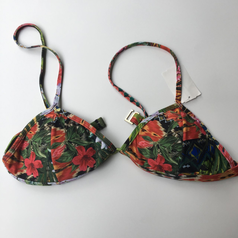 Beautiful Bikini Top Swimsuit